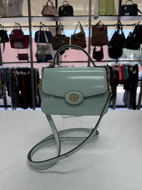 CROSSBODY